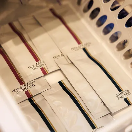 в центрі * שאיאן