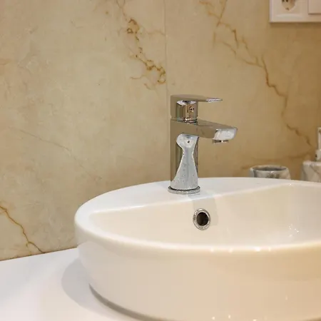 в центрі שאיאן