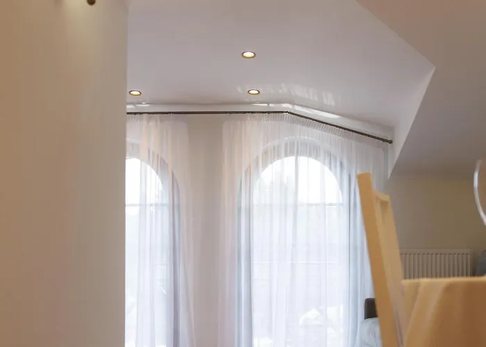 в центрі Daire